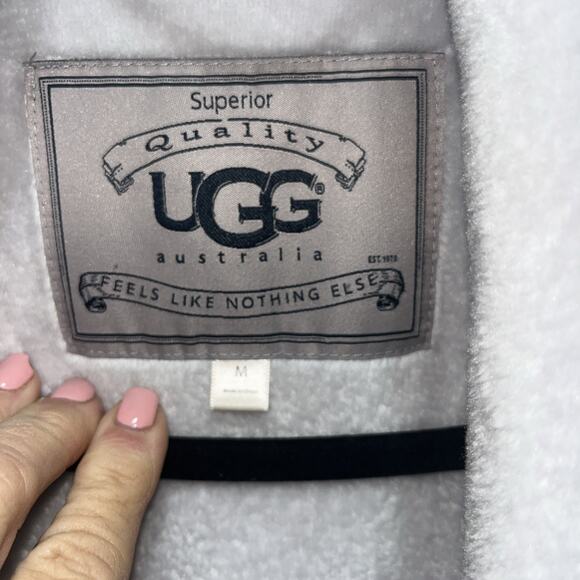 UGG Australia Women's Grey Plush Fleece Bathrobe Size Medium - Picture 6 of 10